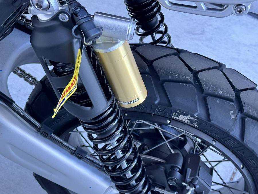 2025 Triumph Scrambler 1200 XE Phantom Black Storm Grey