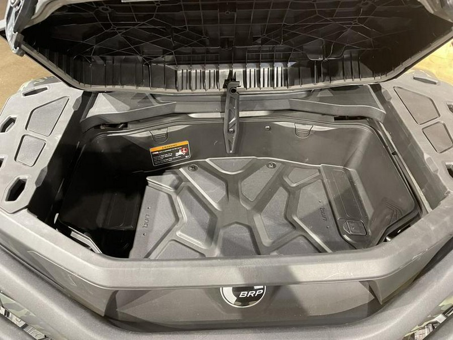 2026 Can-Am® Outlander Backcountry 1000R Multicam Dark Camo