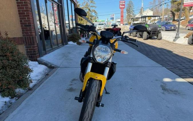 2018 Ducati Monster 821 Yellow