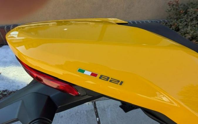 2018 Ducati Monster 821 Yellow