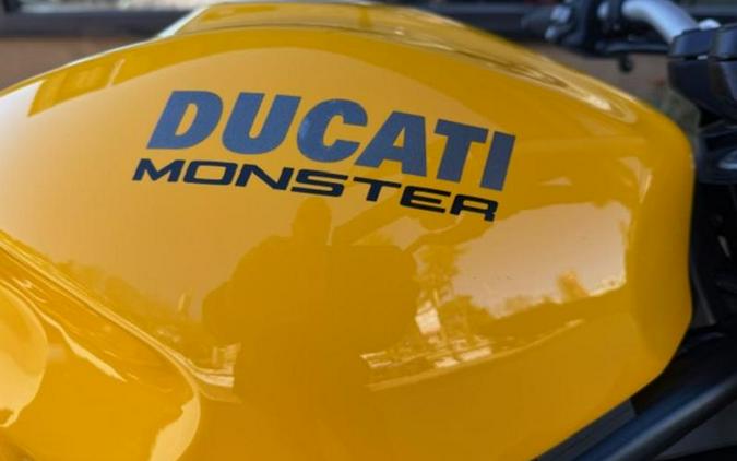 2018 Ducati Monster 821 Yellow