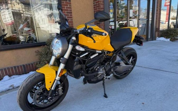 2018 Ducati Monster 821 Yellow