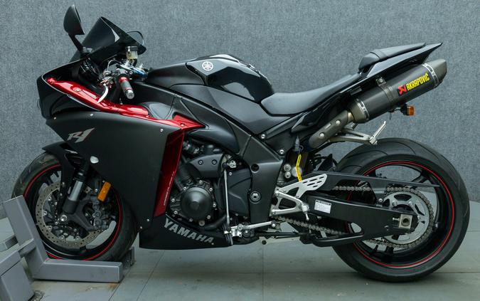 2009 YAMAHA YZFR1