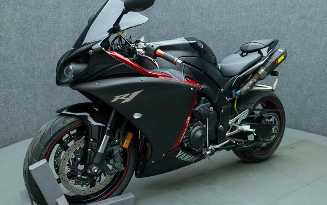 2009 YAMAHA YZFR1