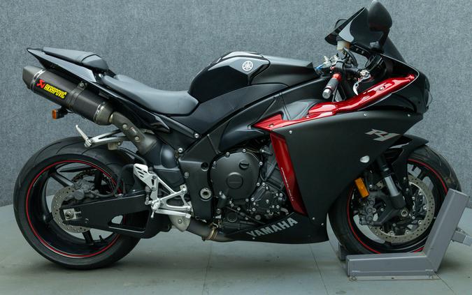 2009 YAMAHA YZFR1