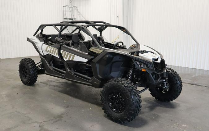 2024 Can-Am® Maverick X3 MAX RS Turbo Catalyst Gray