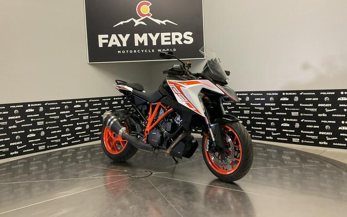 2019 KTM 1290 SUPER DUKE GT - 15544U