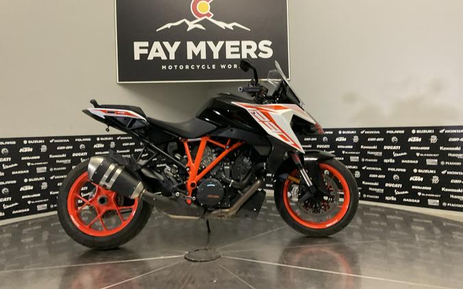 2019 KTM 1290 SUPER DUKE GT - 15544U