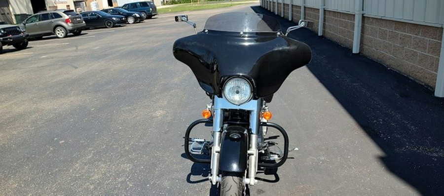 2012 Harley-Davidson Dyna Glide FLD - Dyna Switchback