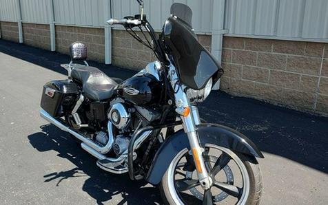 2012 Harley-Davidson Dyna Glide FLD - Dyna Switchback