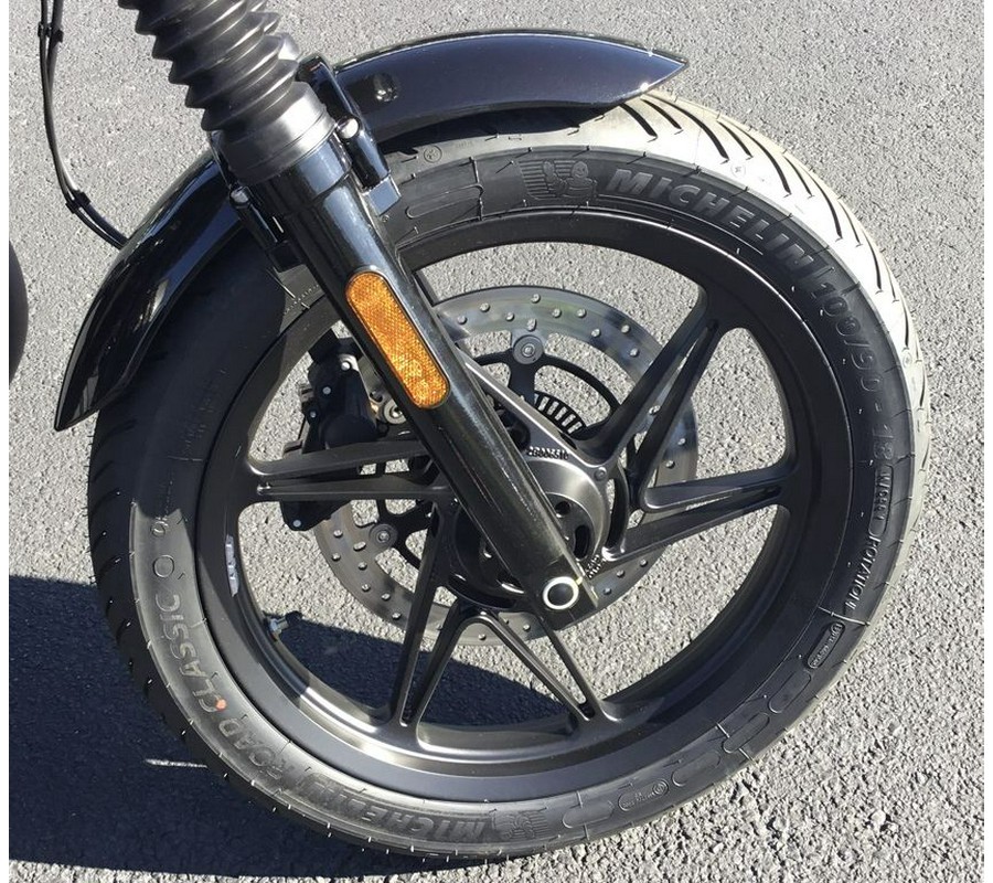 2024 Moto Guzzi V7 Special Edition