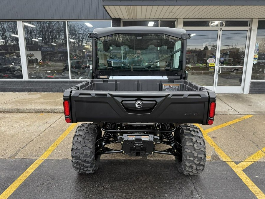 2026 Can-Am® Defender DPS CAB HD9 Compass Green