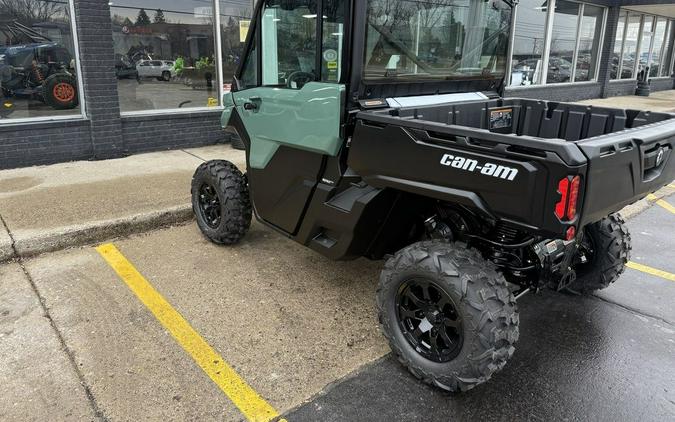 2026 Can-Am® Defender DPS CAB HD9 Compass Green