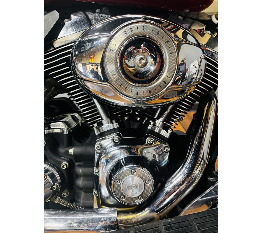 2007 Harley-Davidson® Electra Glide® Ultra Classic® BURG/CREME/GOLD