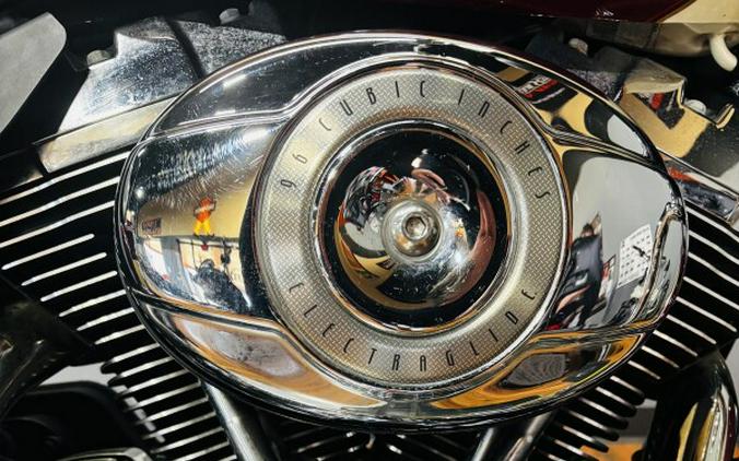 2007 Harley-Davidson® Electra Glide® Ultra Classic® BURG/CREME/GOLD