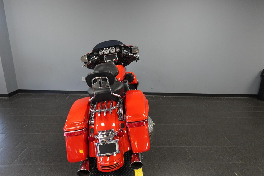 2017 Harley-Davidson Street Glide Special FLHXS