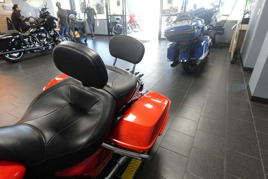 2017 Harley-Davidson Street Glide Special FLHXS