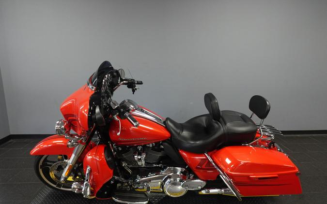 2017 Harley-Davidson Street Glide Special FLHXS