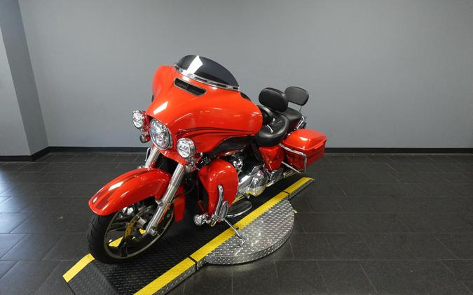 2017 Harley-Davidson Street Glide Special FLHXS