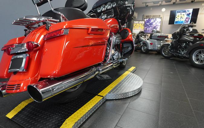 2017 Harley-Davidson Street Glide Special FLHXS