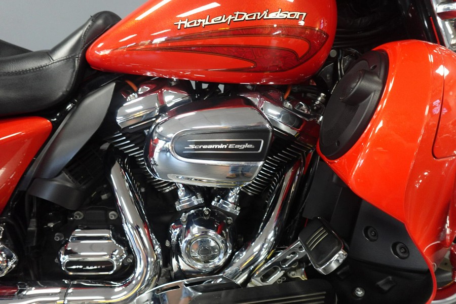 2017 Harley-Davidson Street Glide Special FLHXS