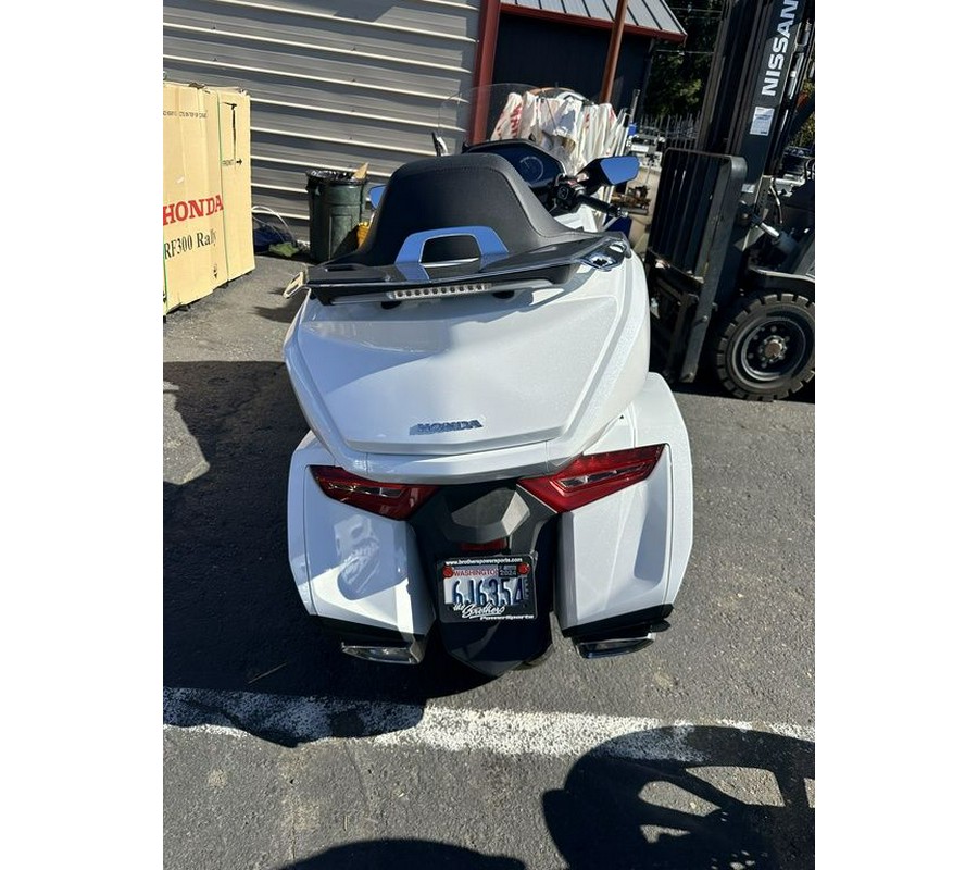 2018 Honda® Gold Wing Tour Automatic DCT Pearl White