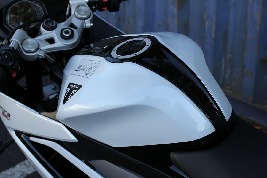 2025 Triumph Daytona 660