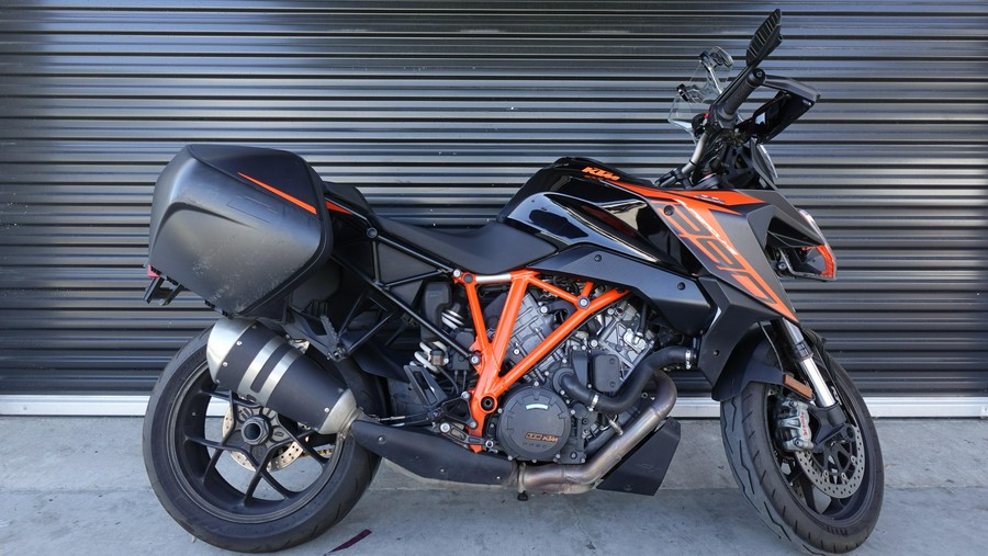2020 KTM 1290 SUPER DUKE GT