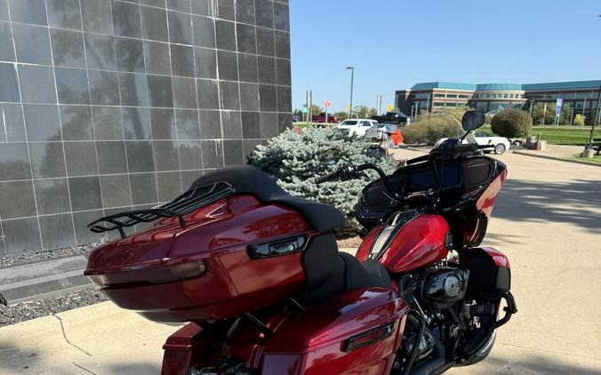 2026 Harley-Davidson® Road Glide Limited Brilliant Red Black Trim