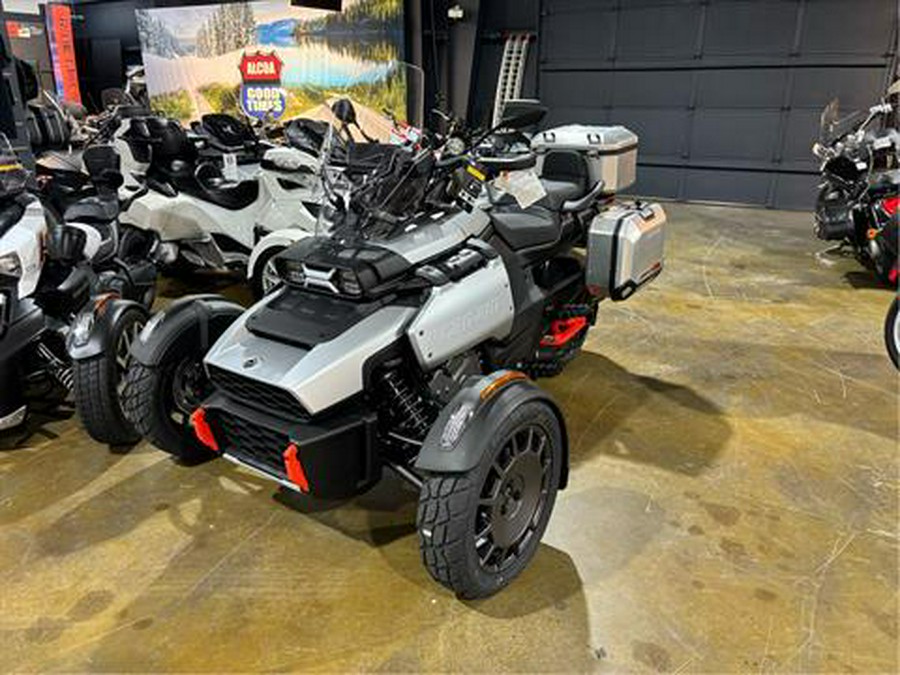 2025 Can-Am Canyon XT