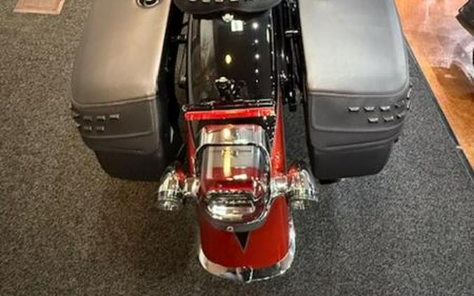 2025 Harley-Davidson® FLHC - Heritage Classic