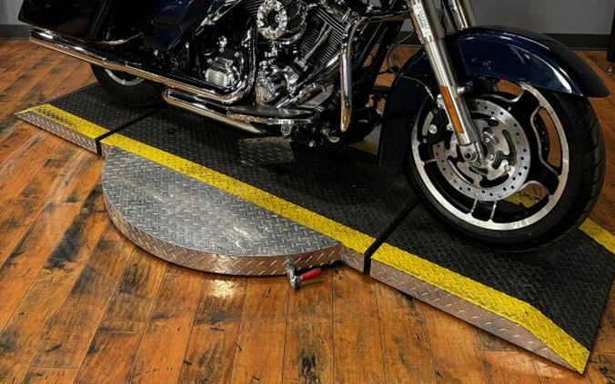 2012 HD FLHX103 BIG BLUE PEARL