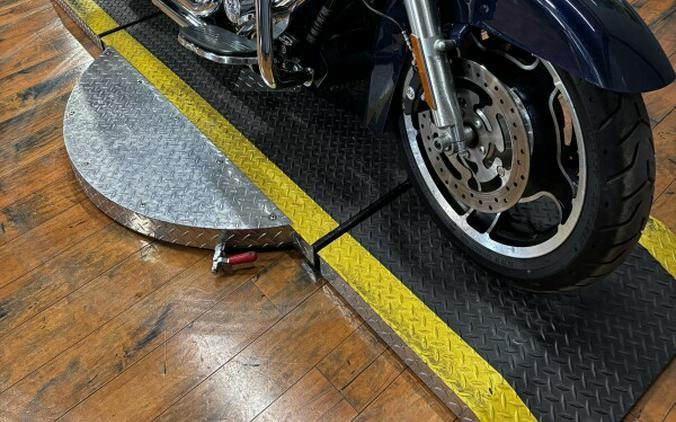 2012 HD FLHX103 BIG BLUE PEARL