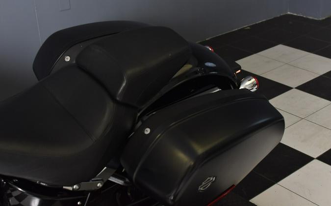 2020 Harley-Davidson Sport Glide Vivid Black FLSB