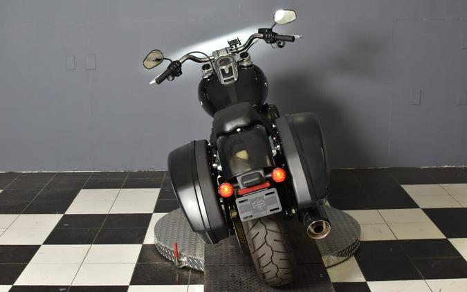 2020 Harley-Davidson Sport Glide Vivid Black FLSB