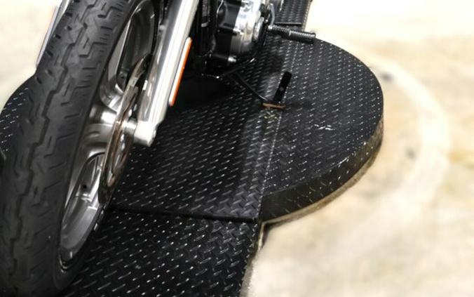 2024 Harley-Davidson Softail Standard FXST