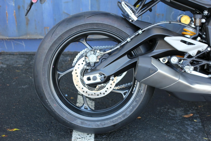 2025 Triumph Street Triple 765 RS