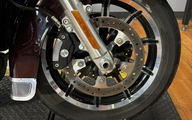 2019 Harley-Davidson® Ultra Limited WKDRED/TWTDCHRY W/PINSTRIPE