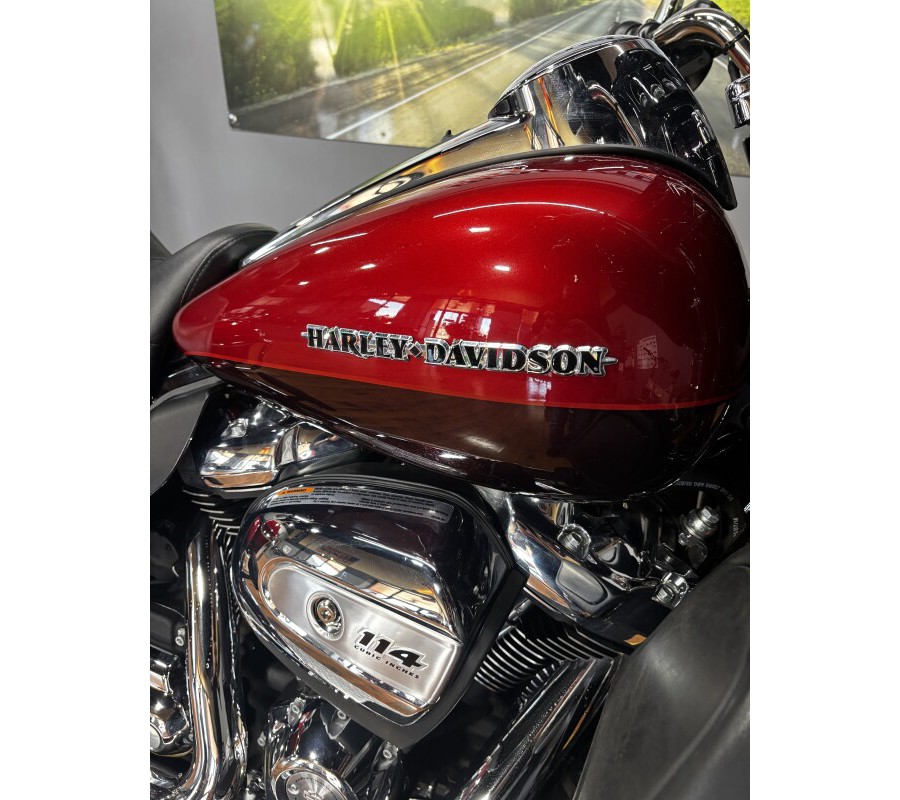 2019 Harley-Davidson® Ultra Limited WKDRED/TWTDCHRY W/PINSTRIPE