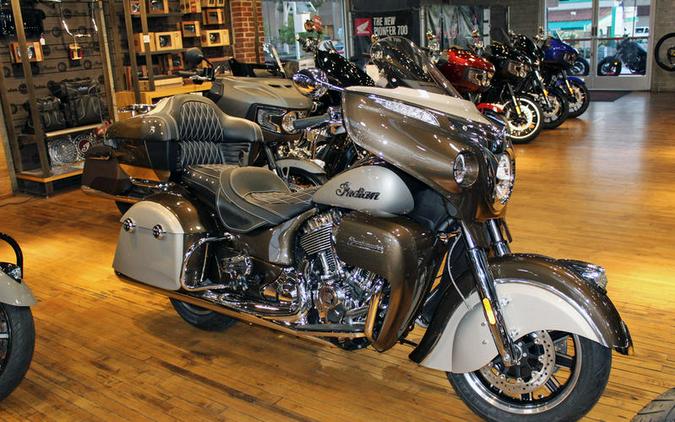 2023 Indian Motorcycle® Roadmaster® Bronze Pearl Metallic / Silver Metallic