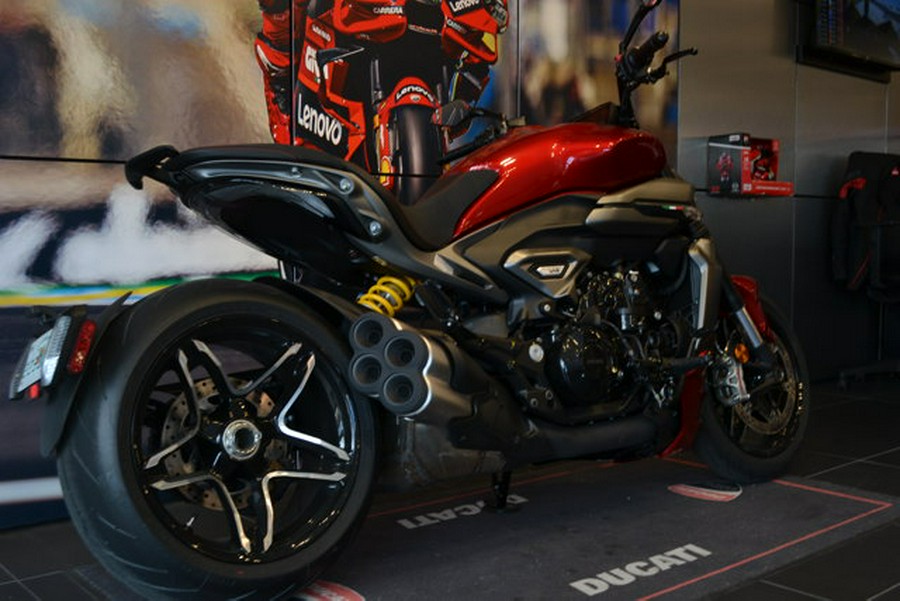 2026 Ducati XDIAVEL V4