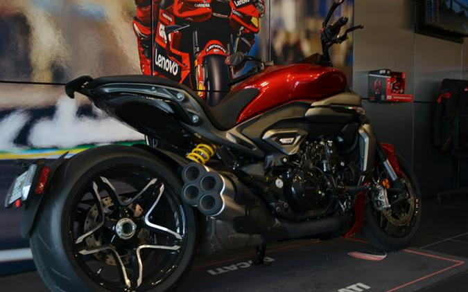 2026 Ducati XDIAVEL V4