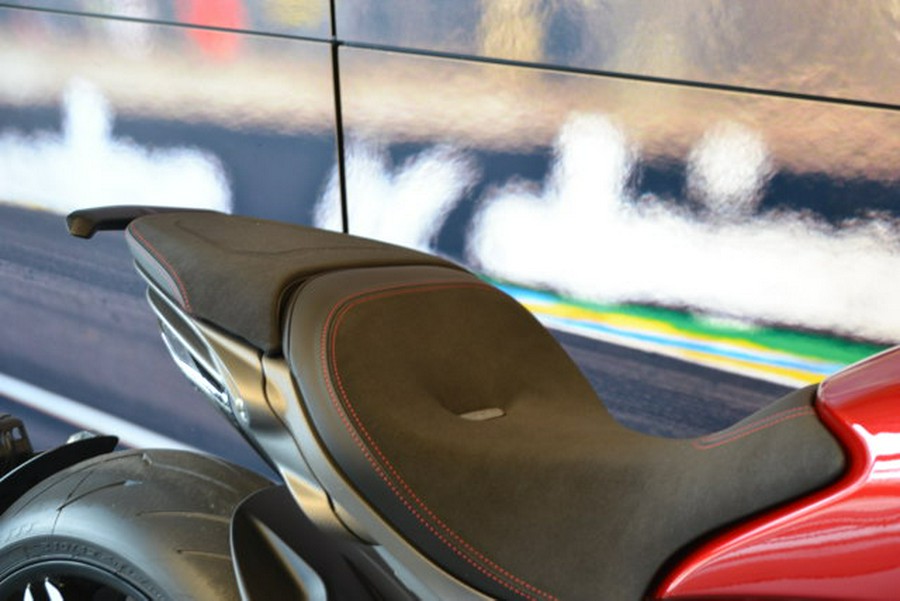 2026 Ducati XDIAVEL V4