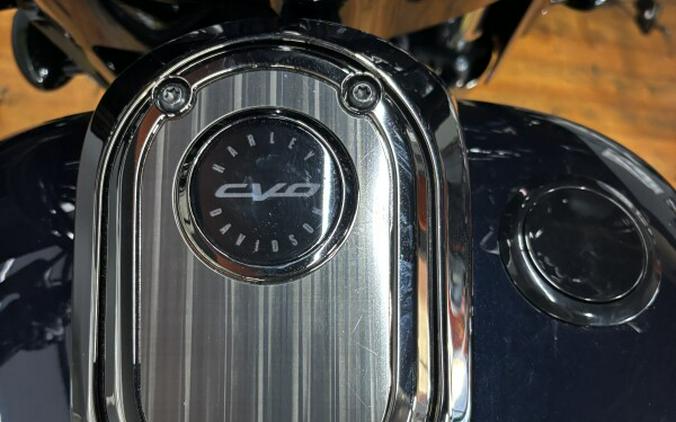 2022 Harley-Davidson® CVO™ Street Glide® BLUE STEEL