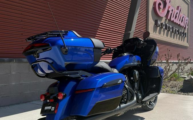 2026 Indian Pursuit 112 Dark Horse With Powerband Audio Packa