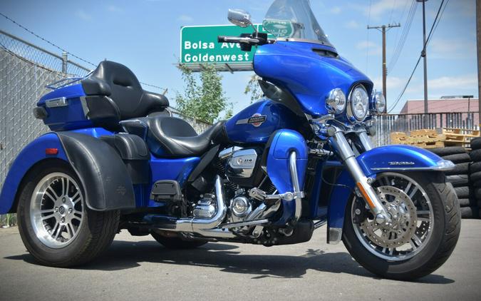 2024 Harley-Davidson Tri Glide Ultra FLHTCUTG
