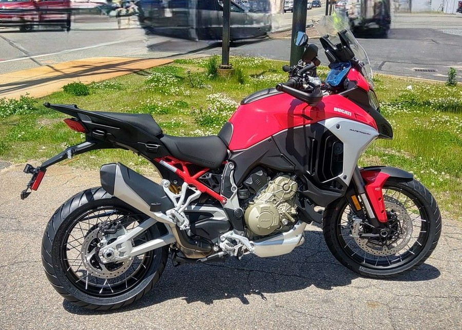 2024 Ducati Multistrada V4 S Travel & Radar Red