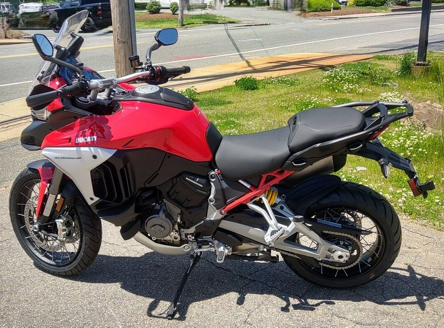 2024 Ducati Multistrada V4 S Travel & Radar Red