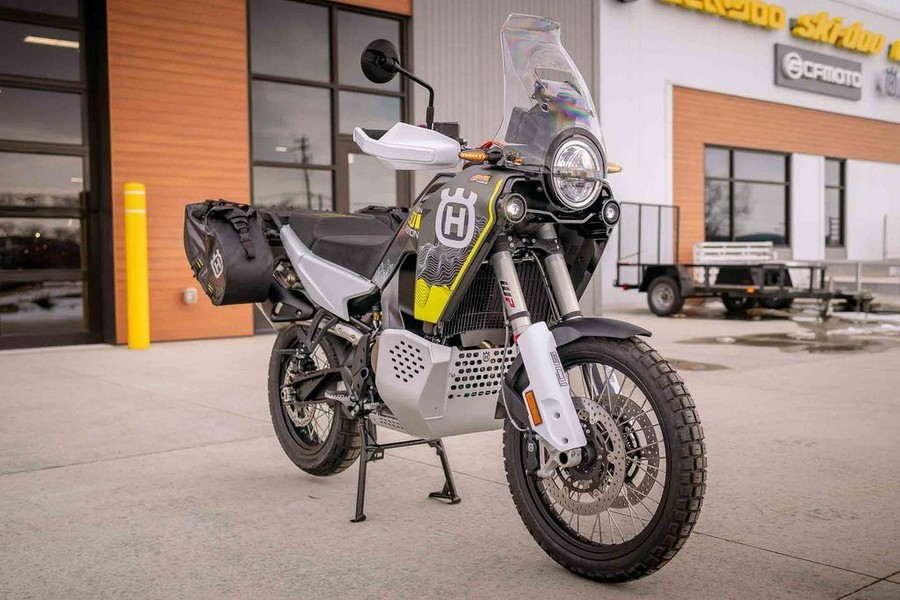 2025 Husqvarna® Norden 901 Expedition