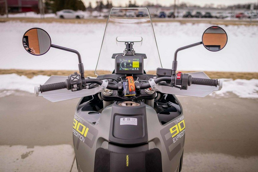 2025 Husqvarna® Norden 901 Expedition